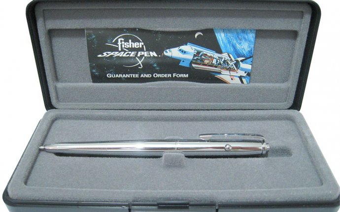 Space pen nasa astronaut