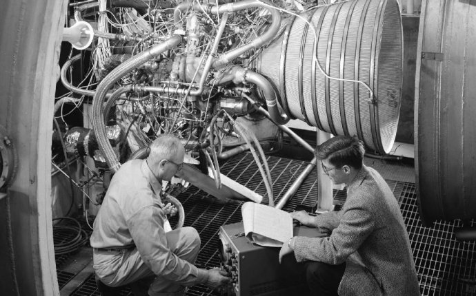 Engineers test the RL-10